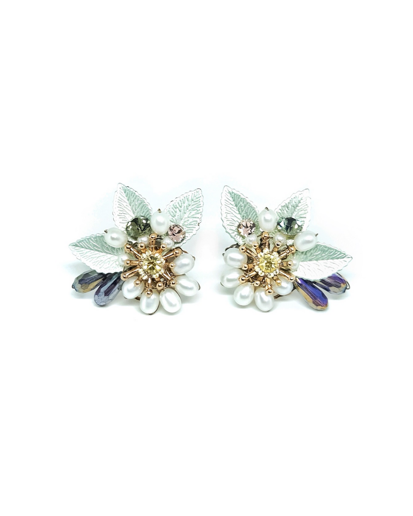 Apricia Mint Earrings