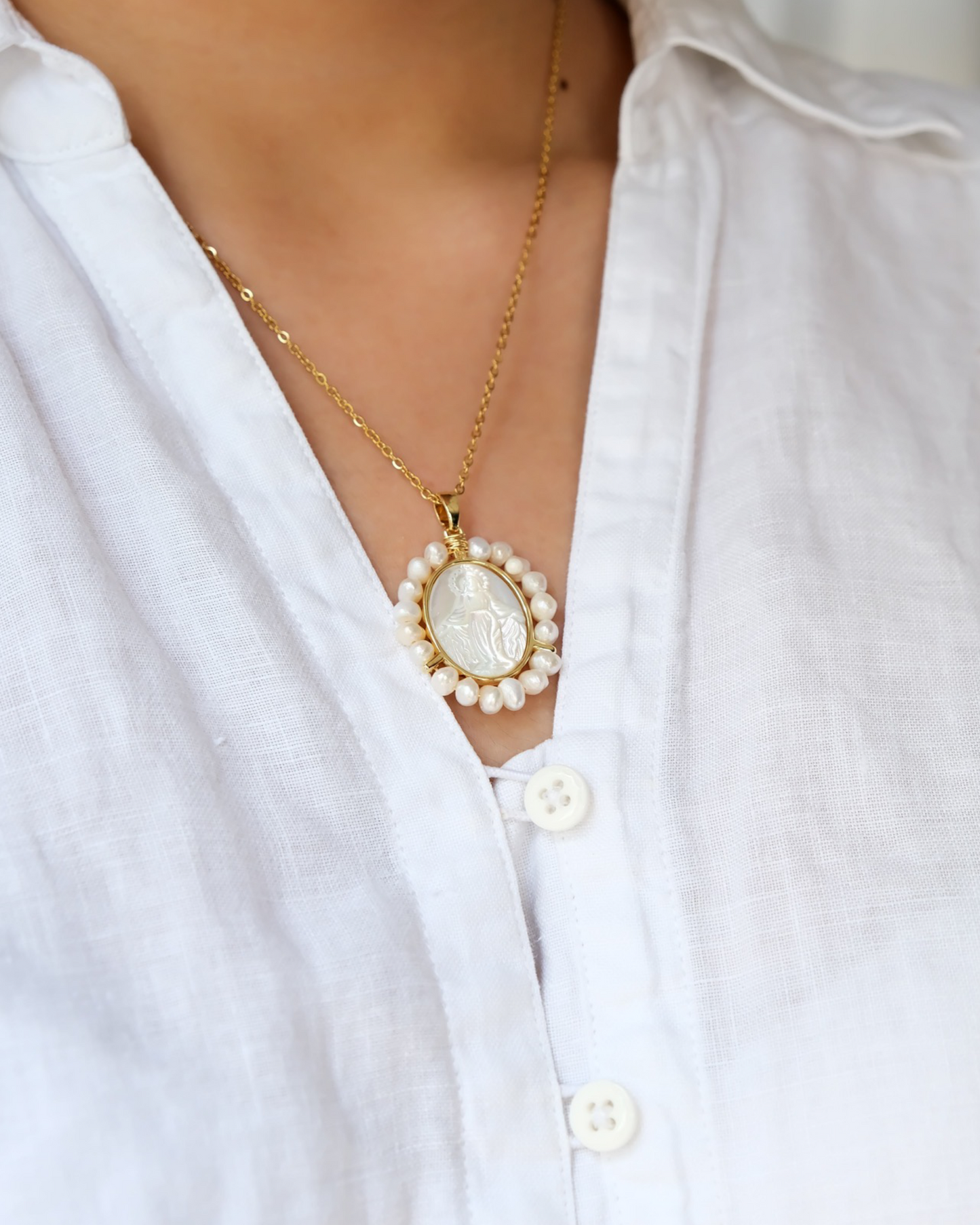 Resin Guadalupe with Pearls