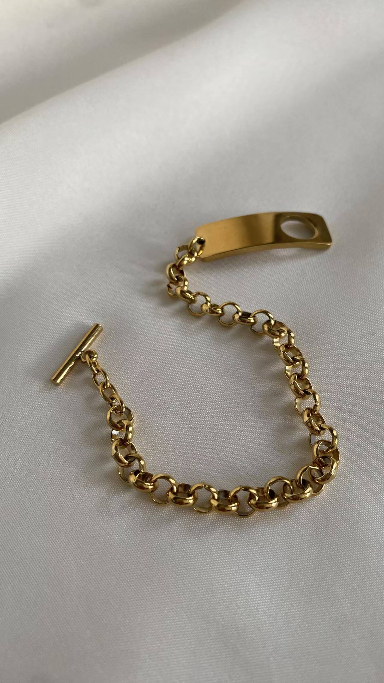 Calyx Bracelet