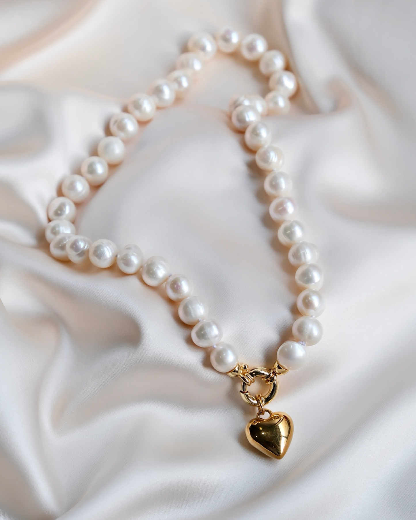 Big Freshwater Pearl Necklace with Puff Heart