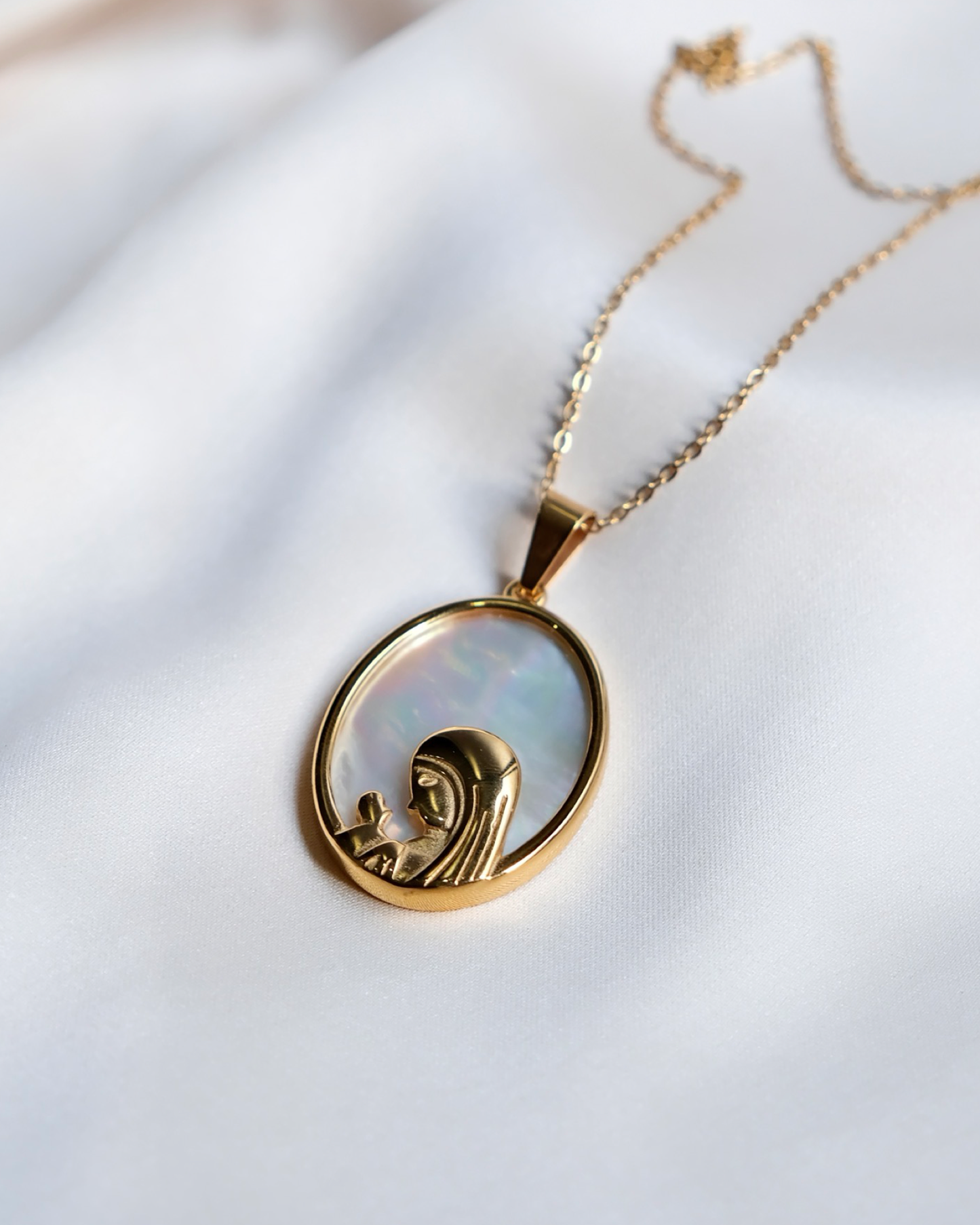 Medium Lourdes Necklace