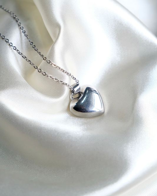 Puff Heart Necklace Gold