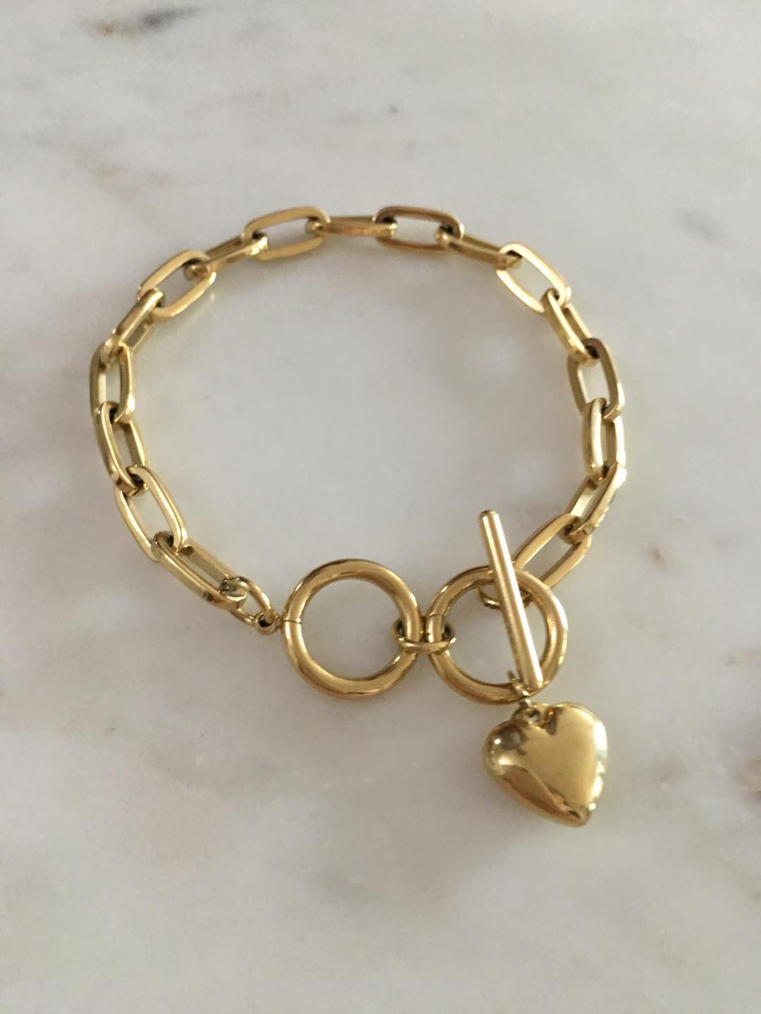 Ariana toggle heart