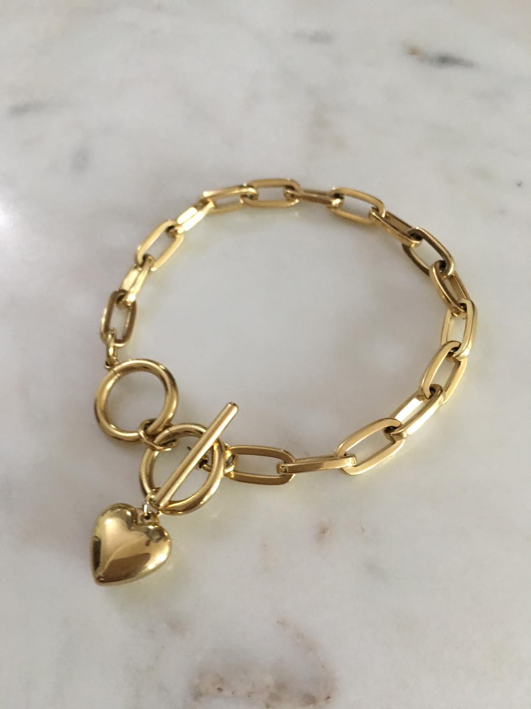 Ariana toggle heart