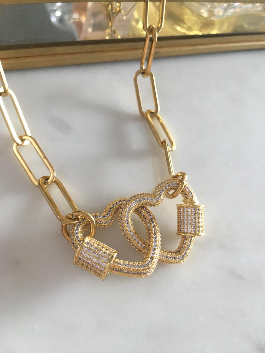 Shiloh chain with double heart lock zircon