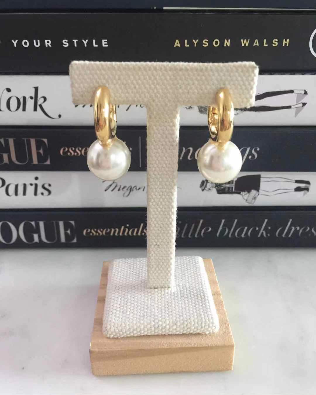 Emma Hoop Pearl Earrings
