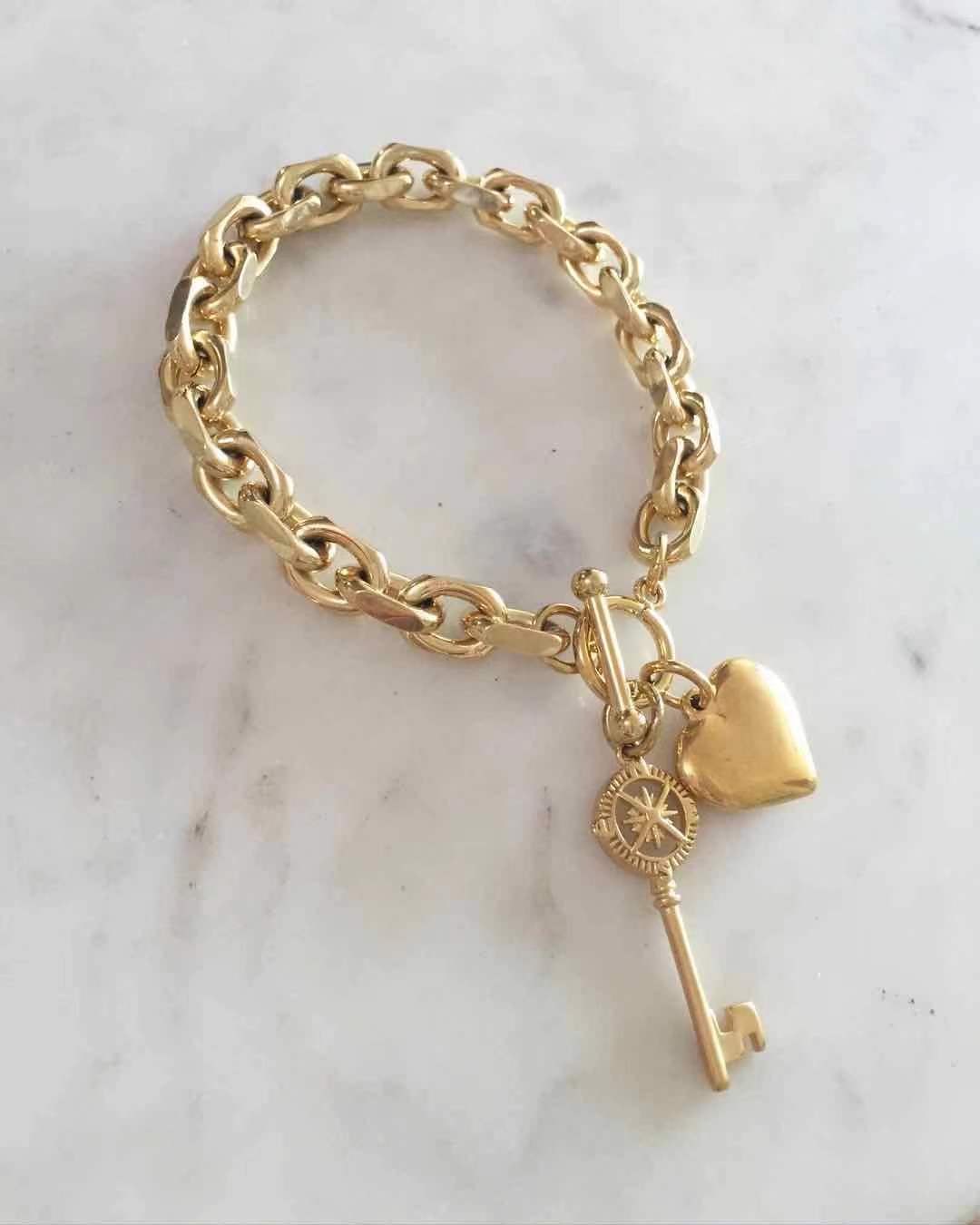 Puffy Heart & Nautical Key Toggle Lock Bracelet