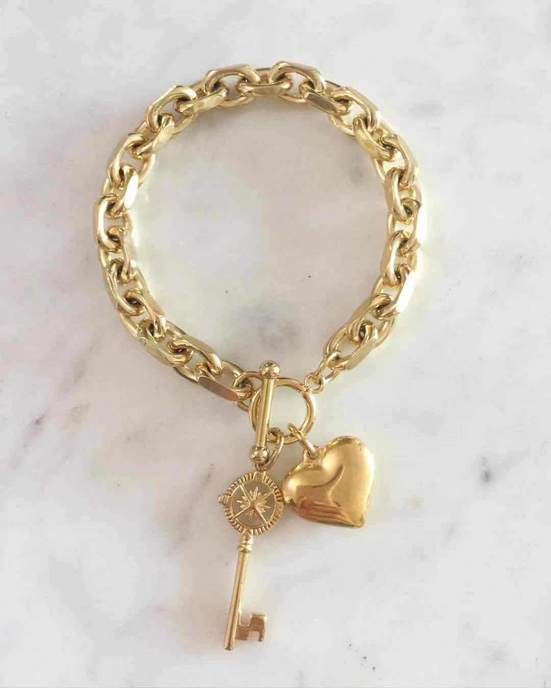 Puffy Heart & Nautical Key Toggle Lock Bracelet