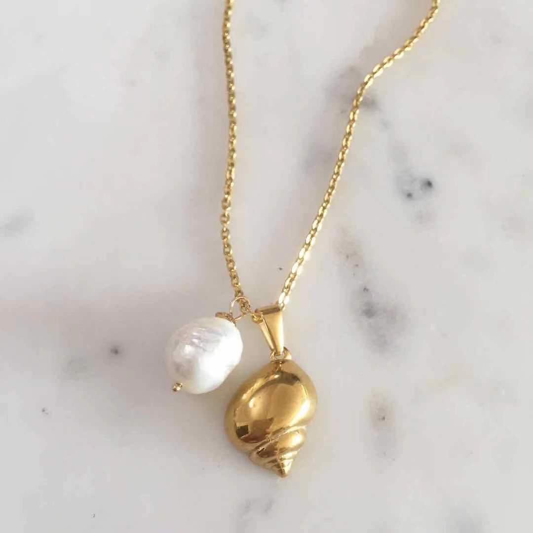 Seashell + Baroque Pearl Necklace