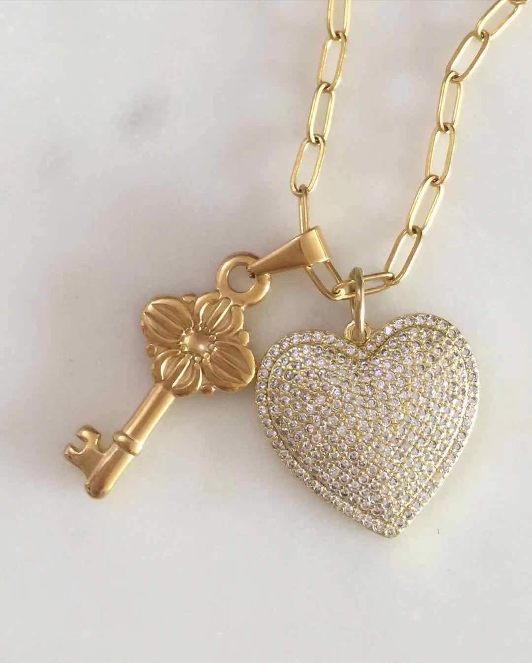Lovestruck with a key