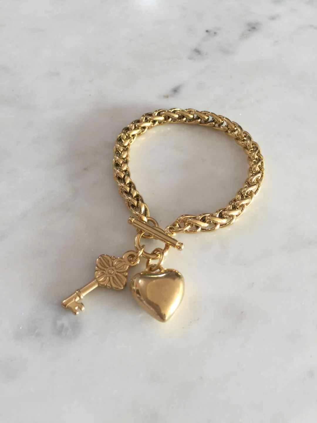 Puffy Heart & Key Toggle Lock bracelet with Stacia chain