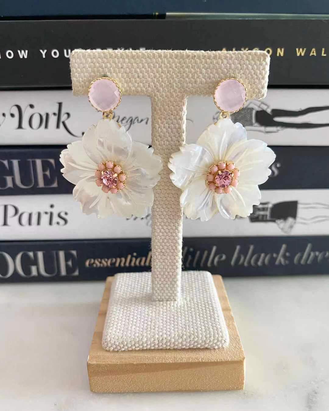 Blaire earrings in Pink