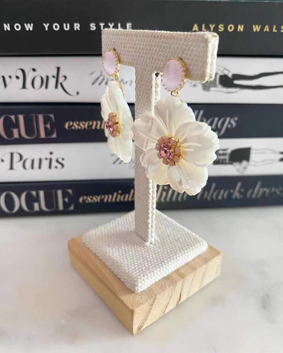 Blaire earrings in Pink