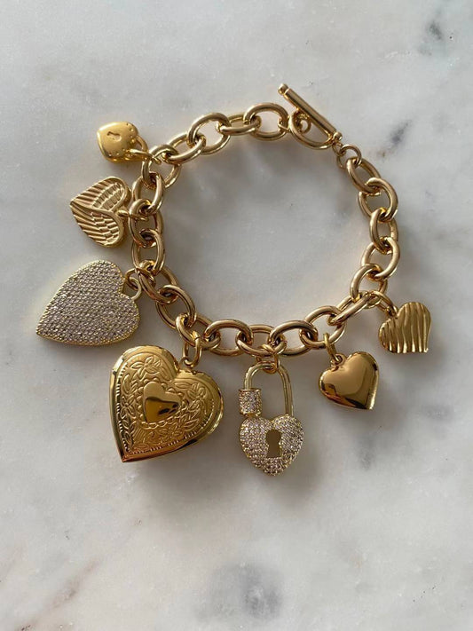 Heart-shaped Charm Bracelet