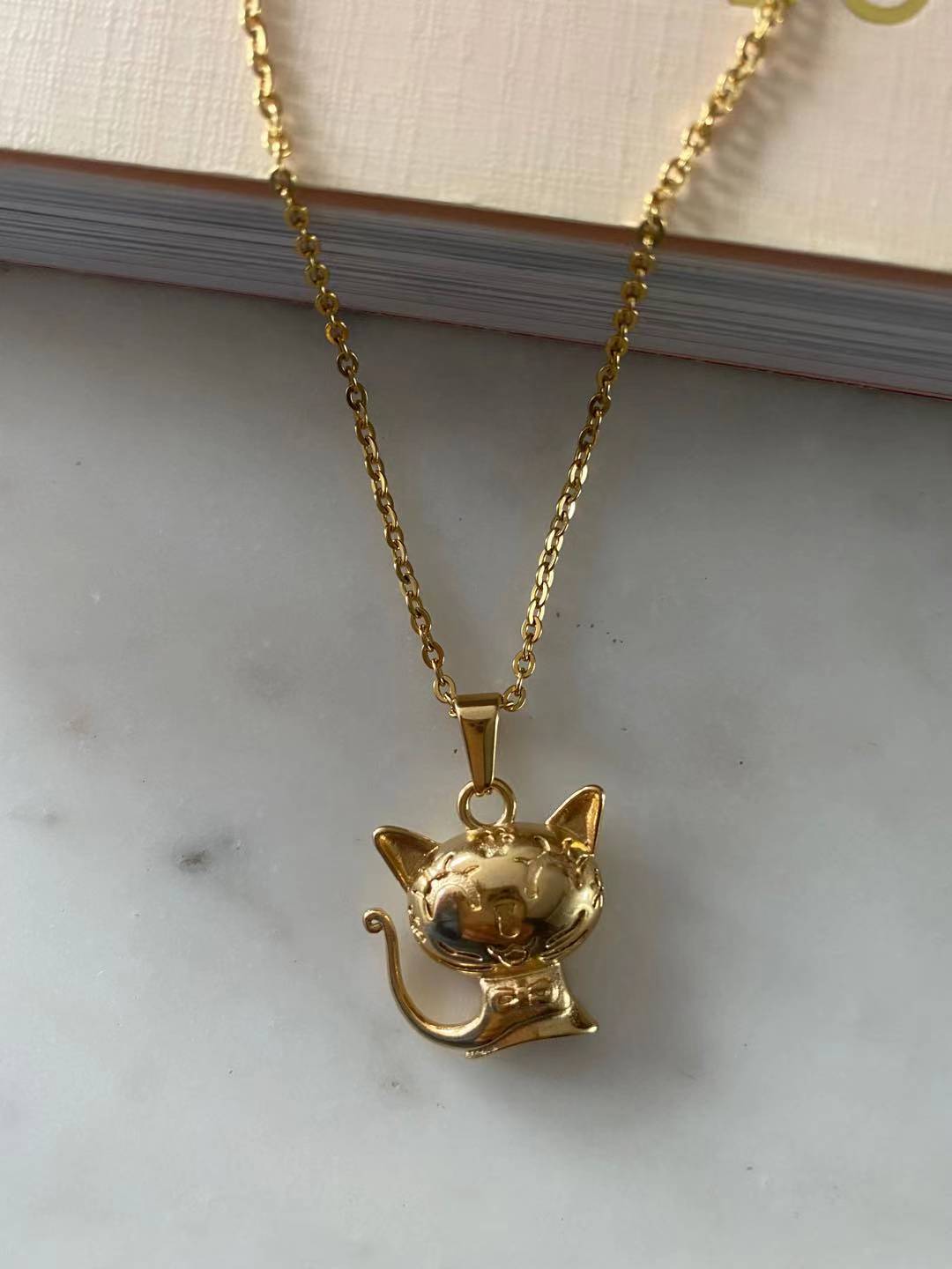 Purr Necklace