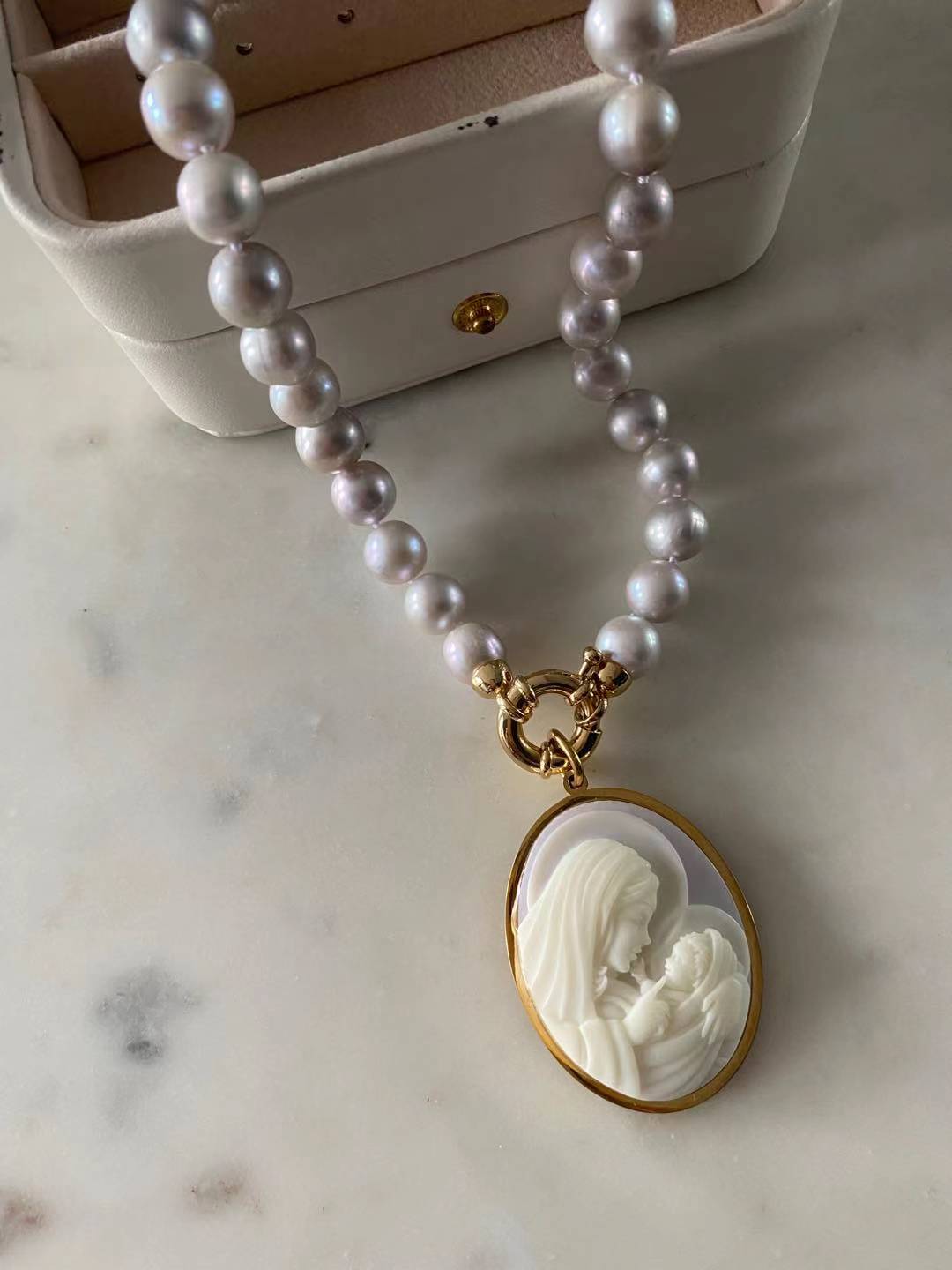 Grey Pearl Necklace with Cameo Pendant