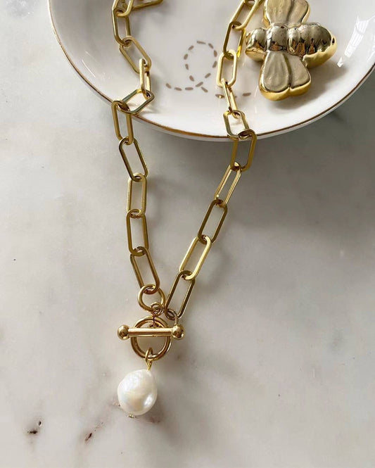 Nikola Pearl Toggle Lock Necklace