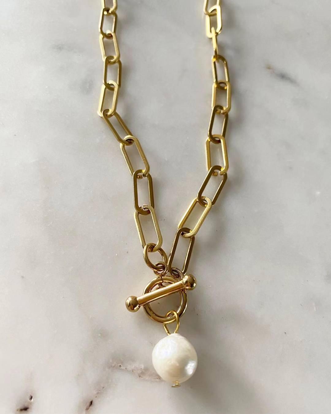 Nikola Pearl Toggle Lock Necklace