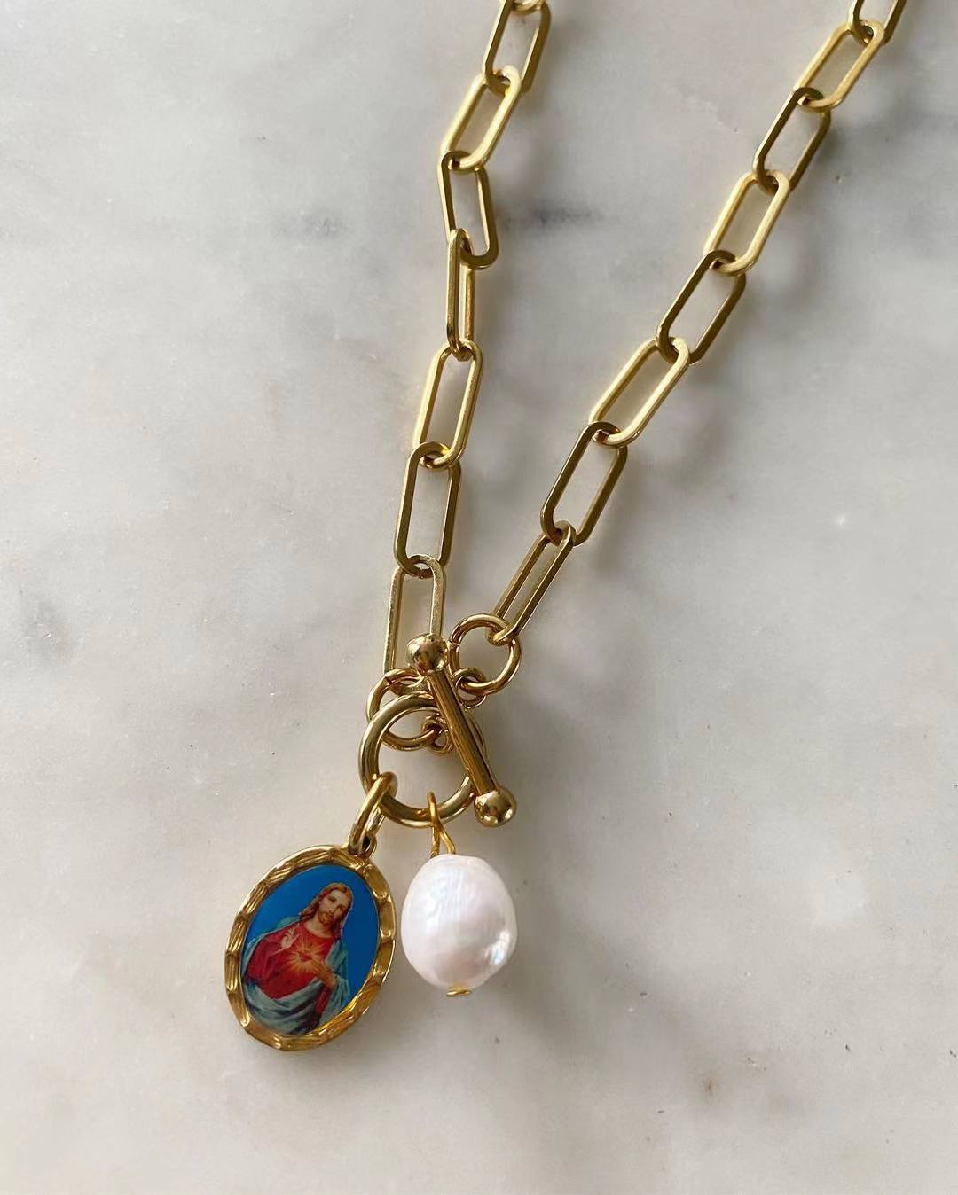 Small Sacred Heart of Jesus Toggle Lock Necklace with Freshwater Pearl