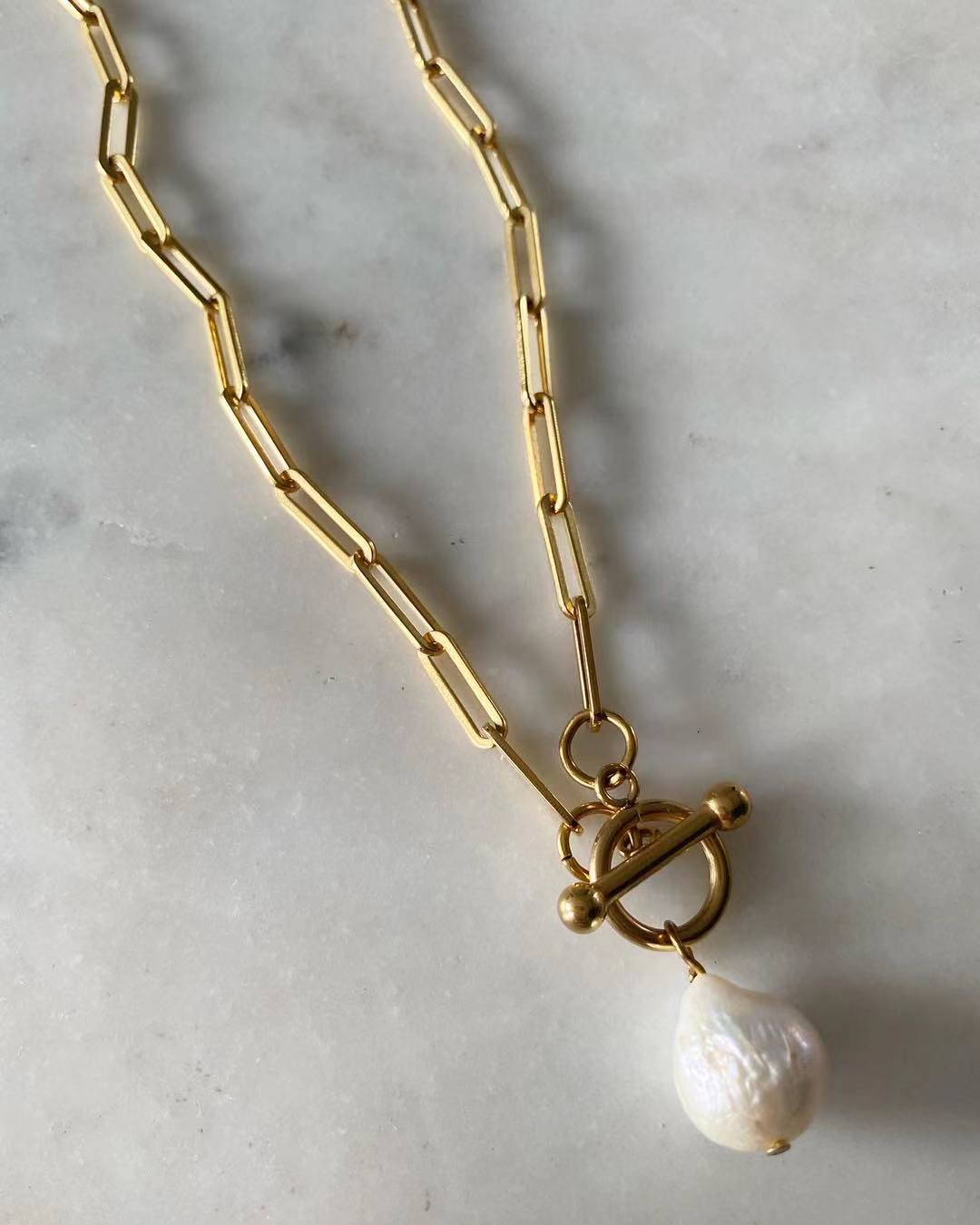 Maude Pearl Toggle Lock Necklace