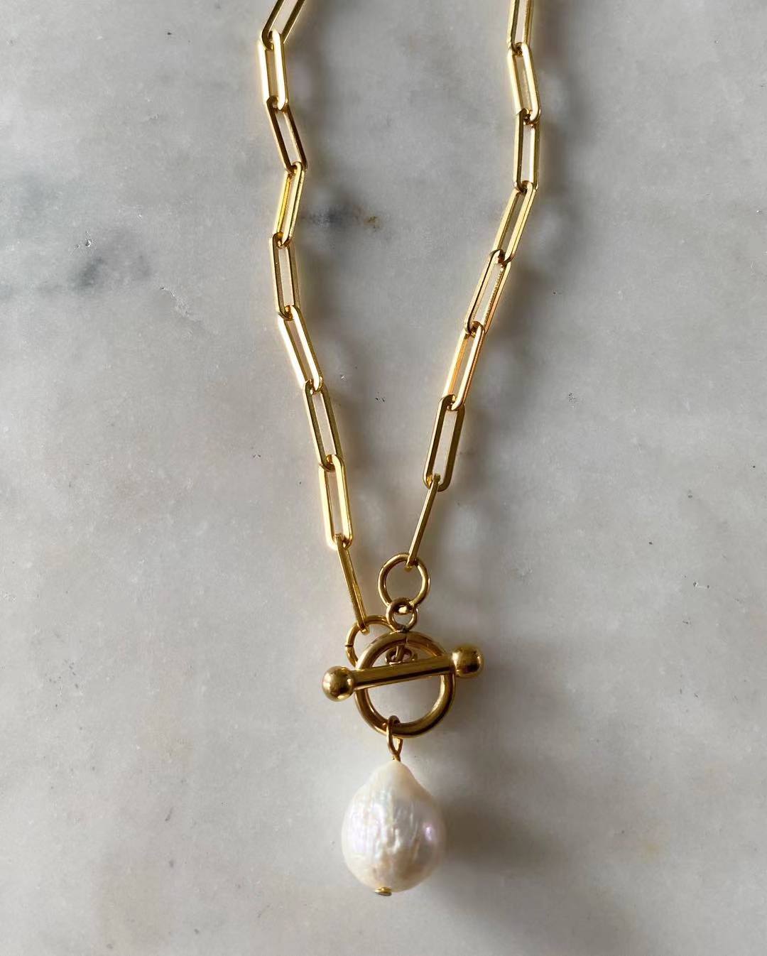 Maude Pearl Toggle Lock Necklace