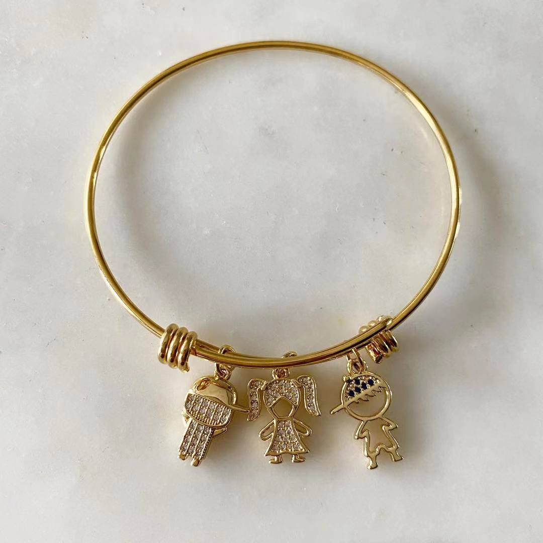 Mi Familia Bangle
