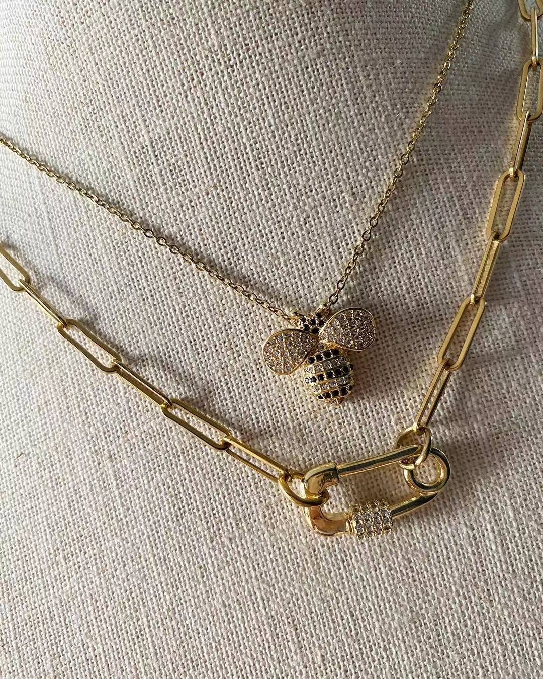 Bee Safe Necklace Set