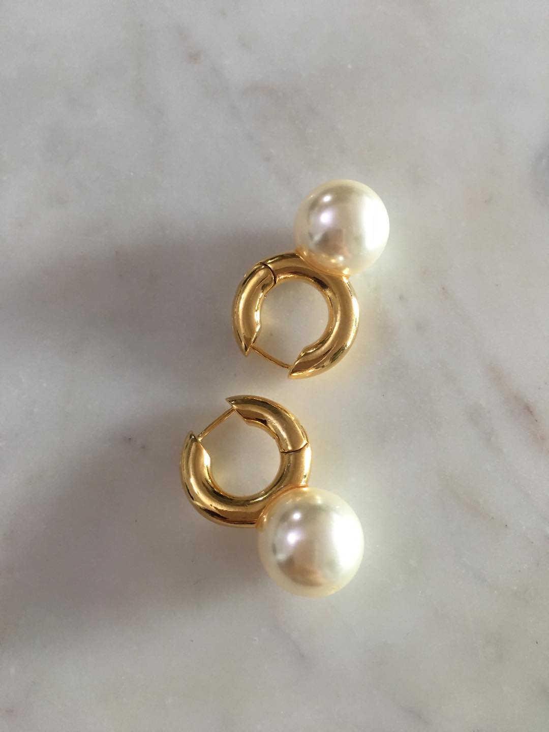 Emma Hoop Pearl Earrings