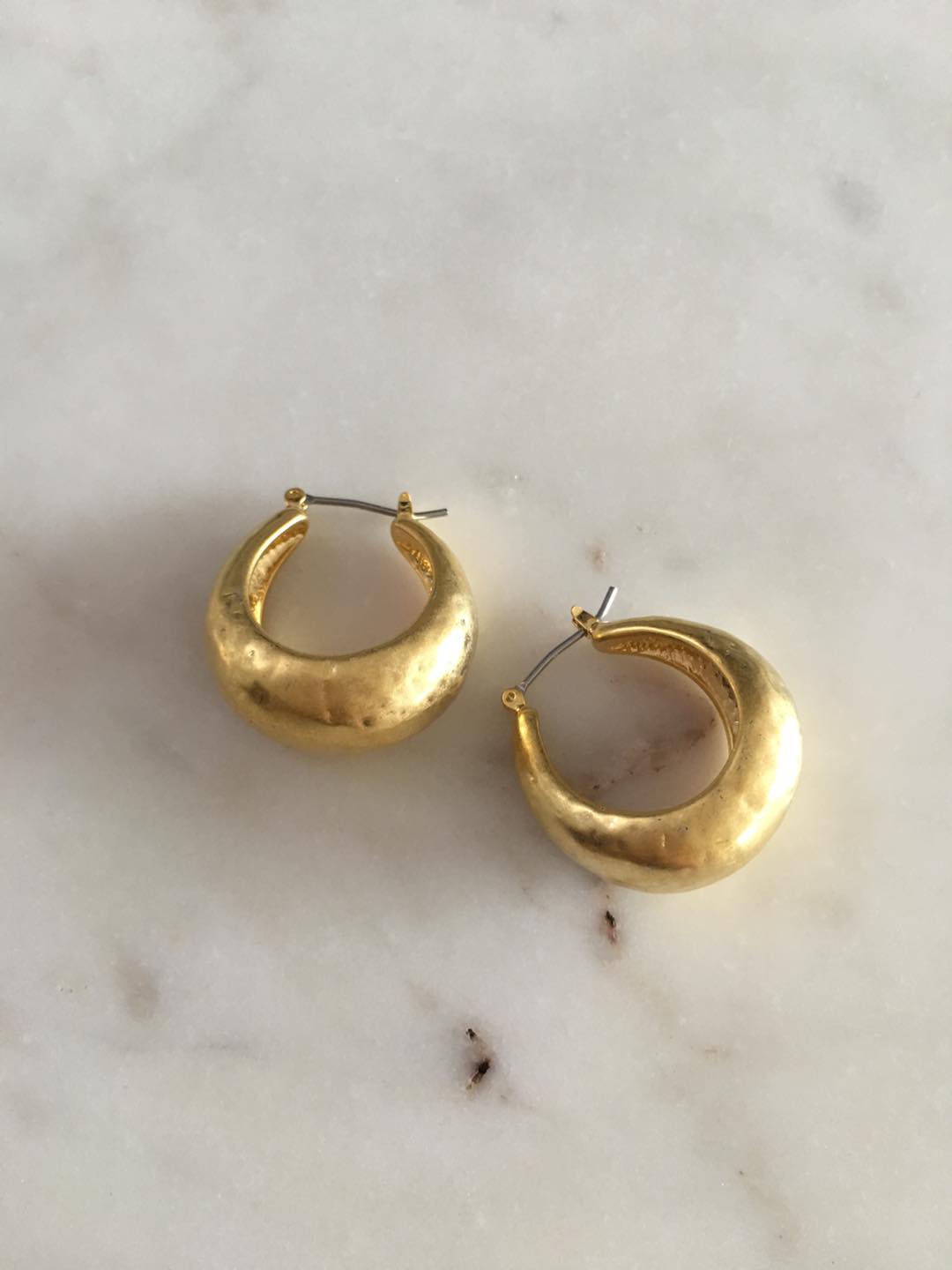 Hannah Earrings in Gold