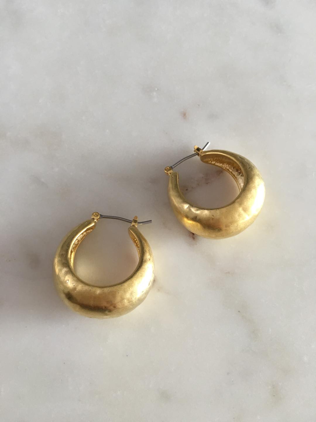 Hannah Earrings in Gold