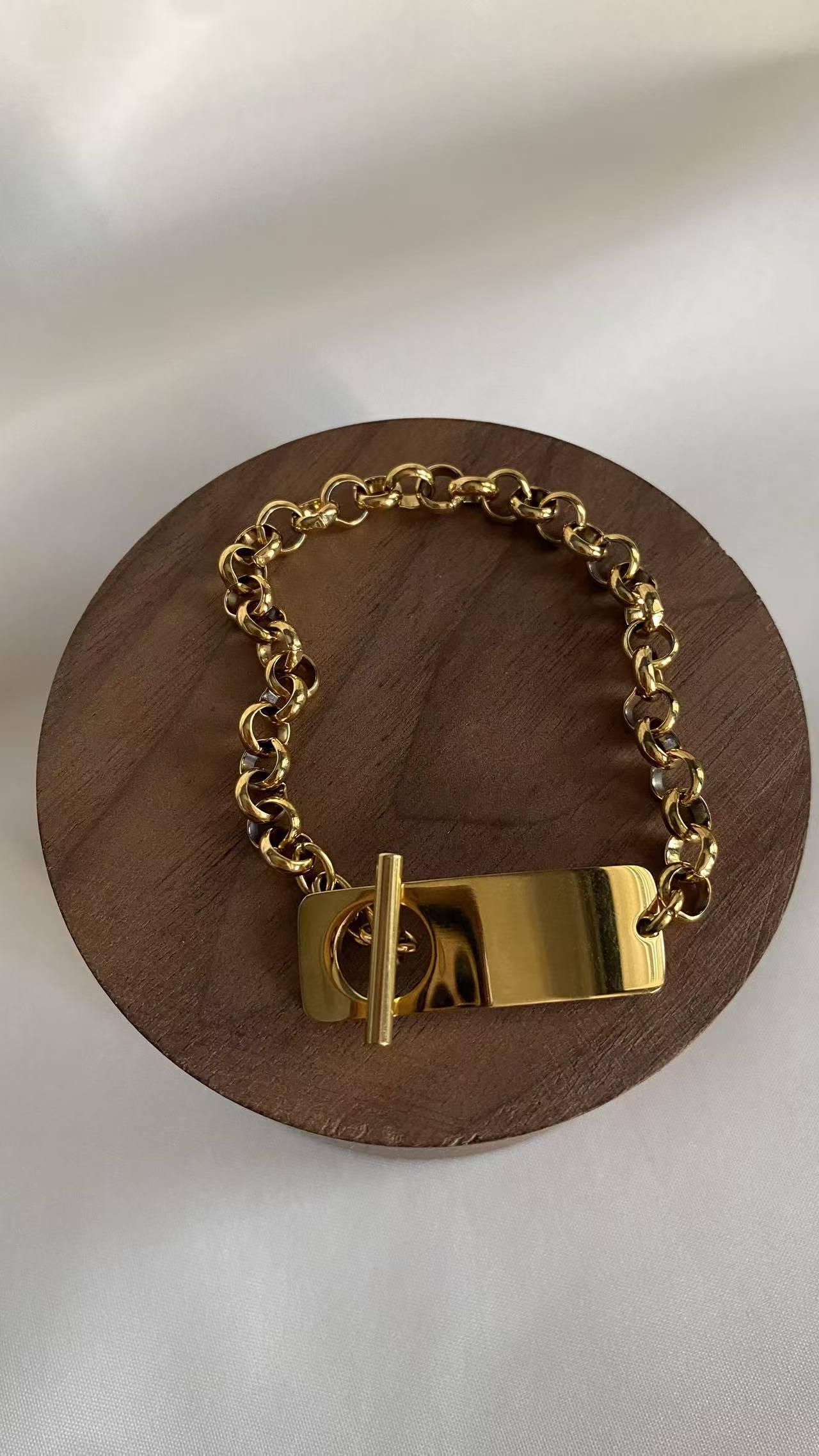 Calyx Bracelet