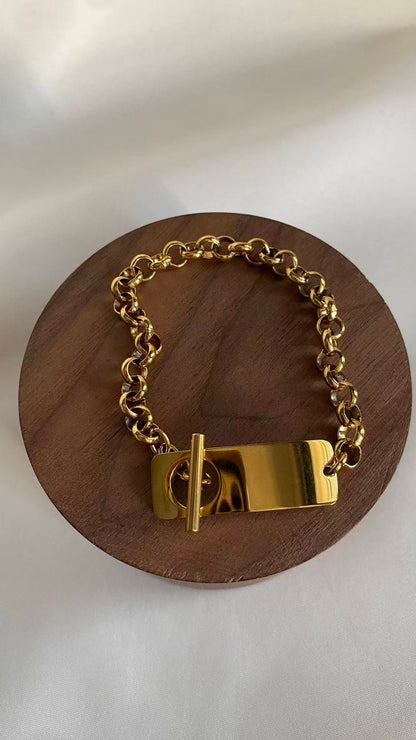 Calyx Bracelet