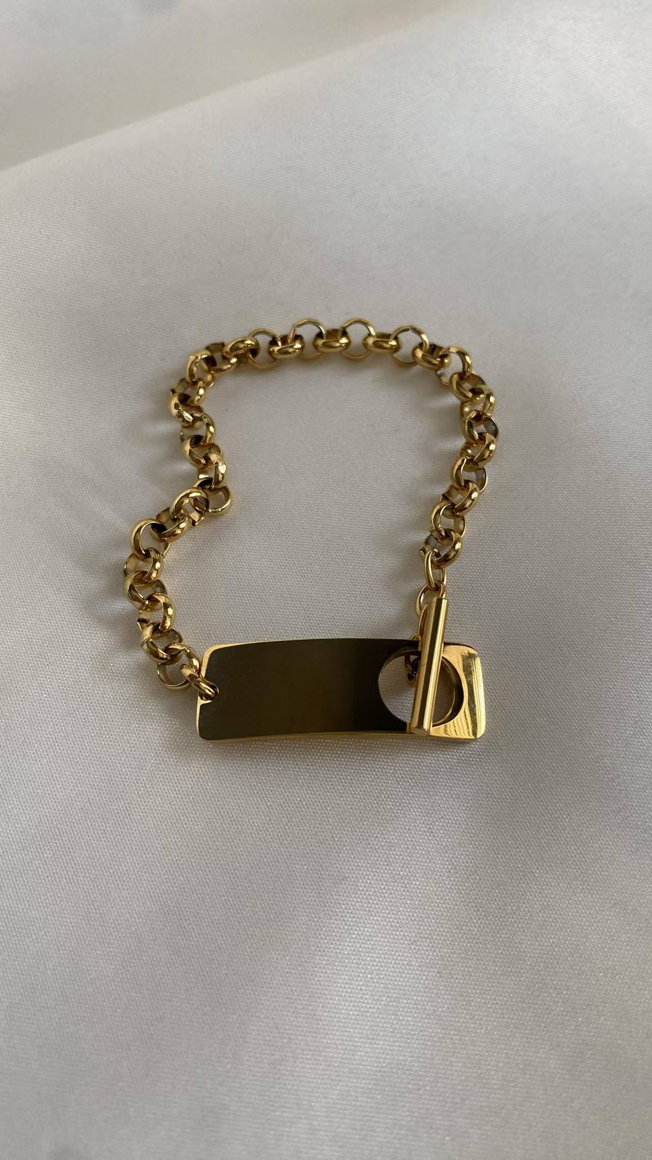Calyx Bracelet