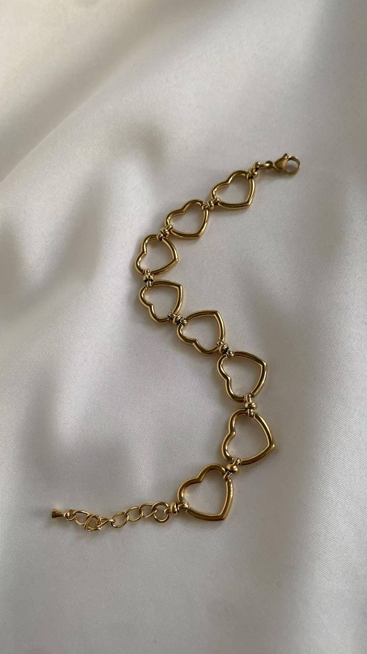 Calista Heart Bracelet