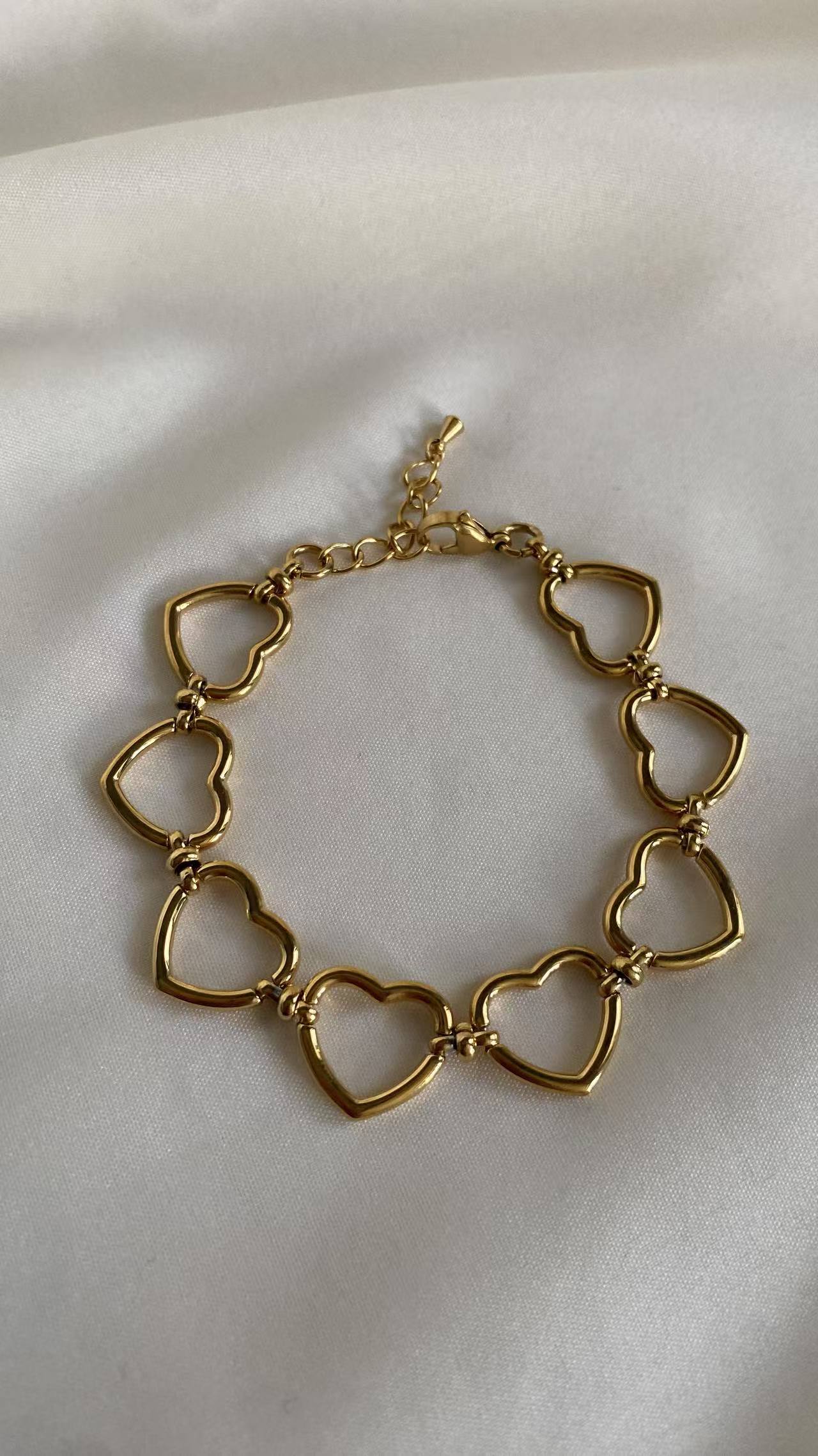Calista Heart Bracelet