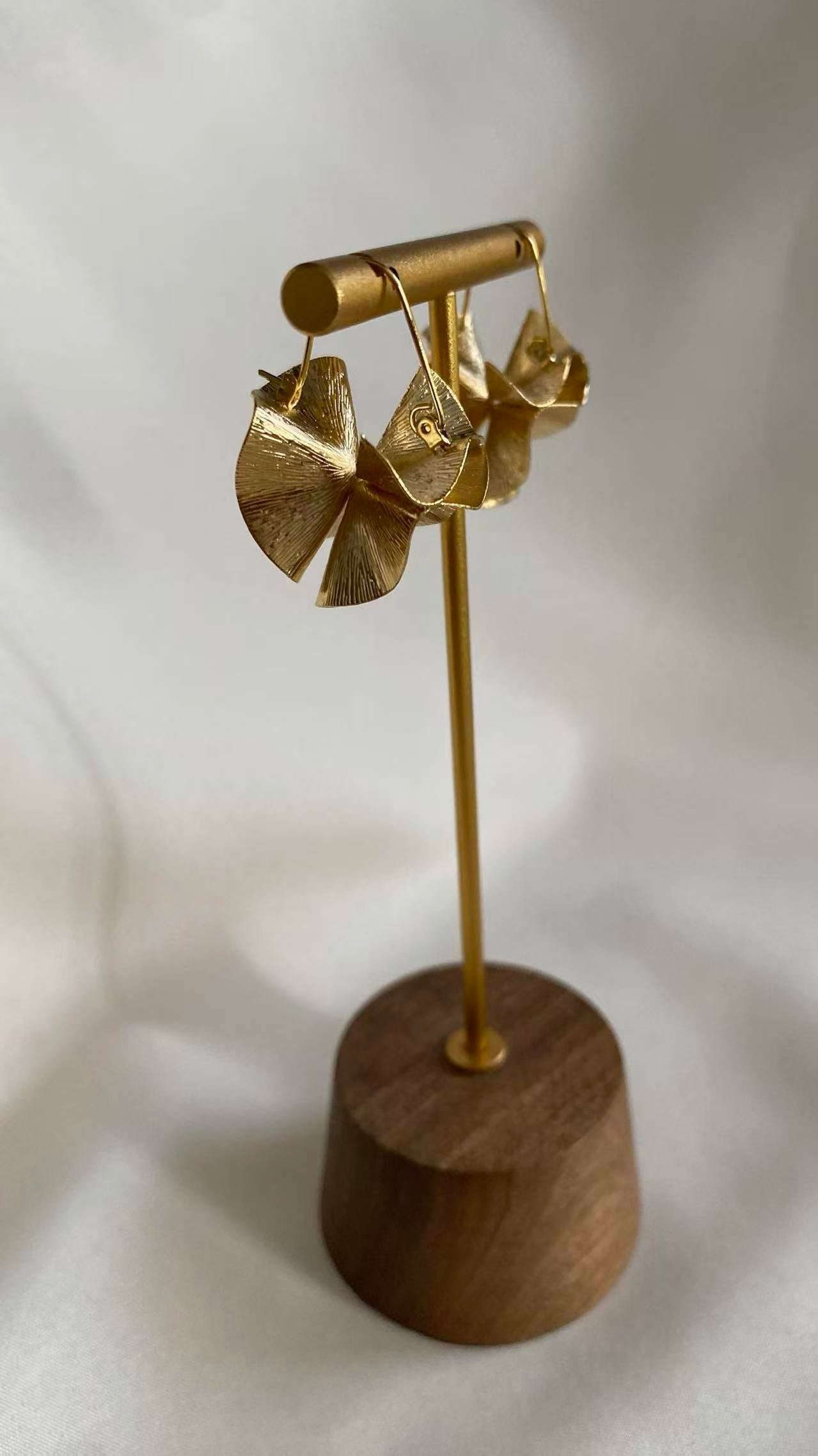Nixie Earrings