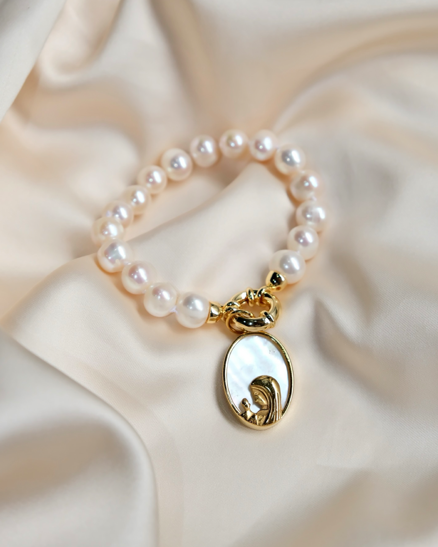 Lourdes Freshwater Pearl Bracelet