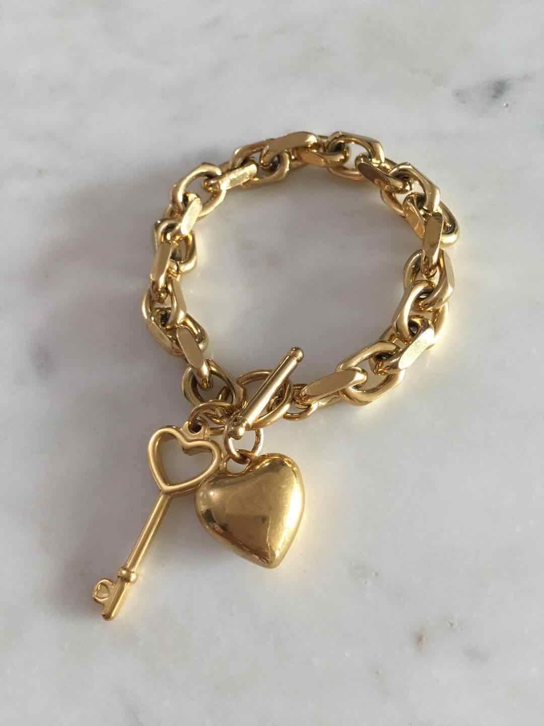 Zoe chain with heart and key charm