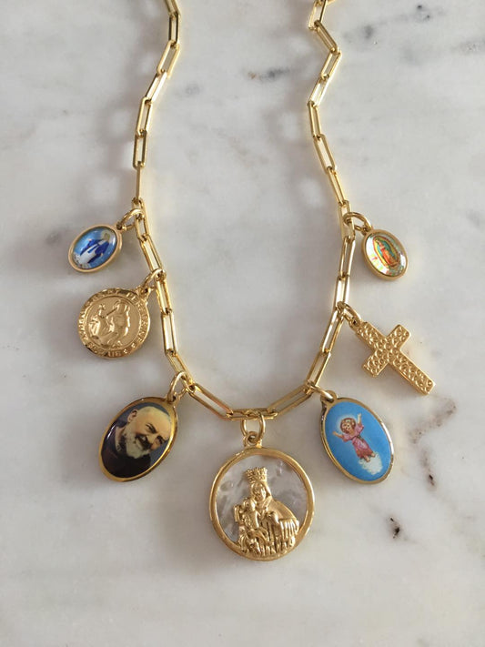 Shiloh chain with 7 religious charms