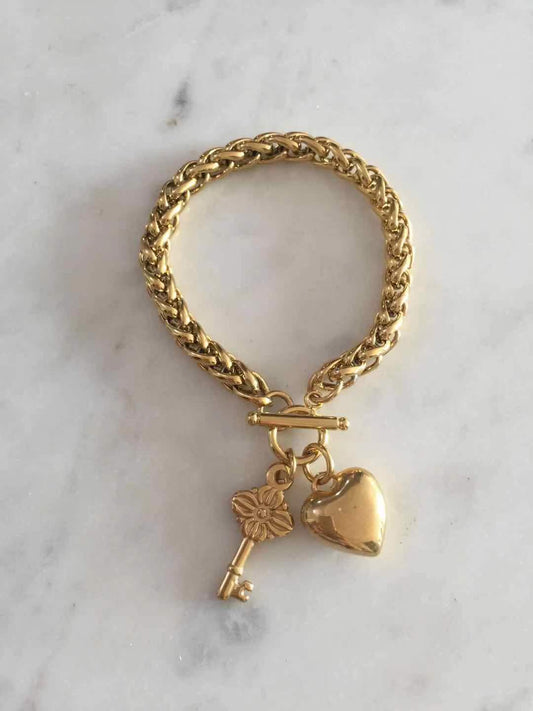 Puffy Heart & Key Toggle Lock bracelet with Stacia chain